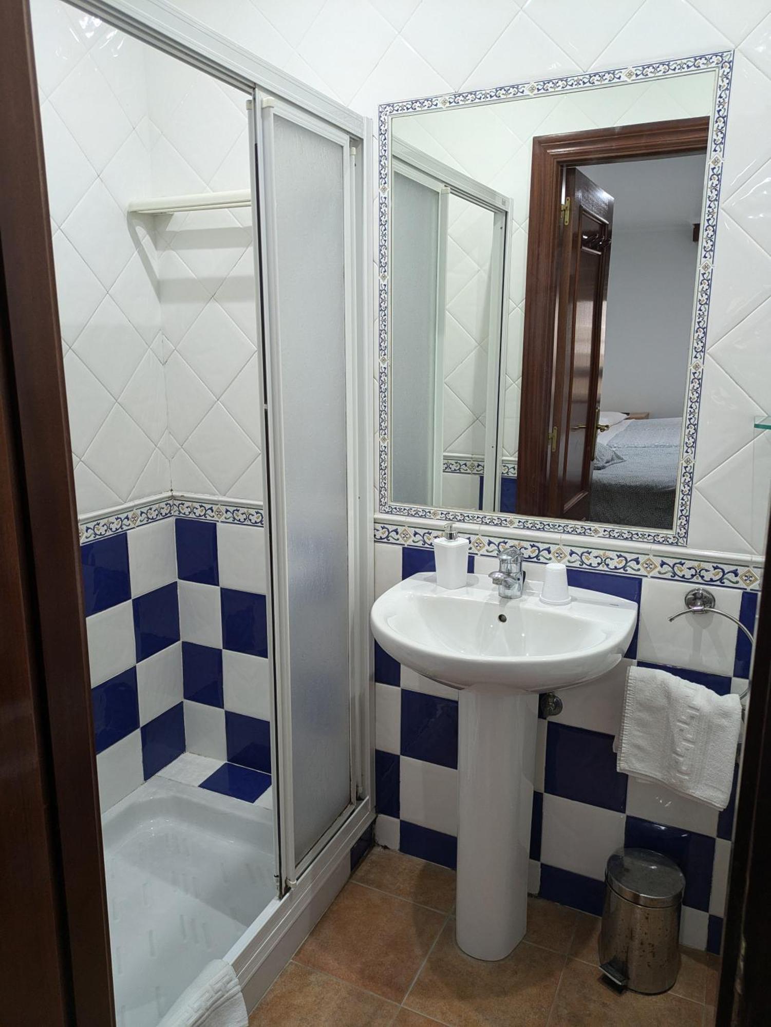 Akelarre Ostatua Hotel Guernica y Luno Kültér fotó