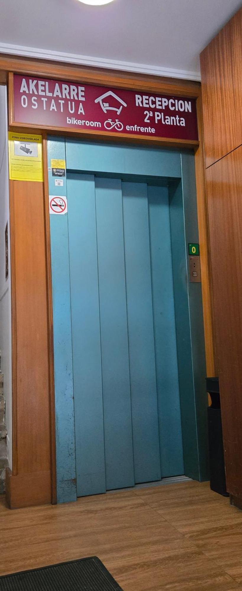 Akelarre Ostatua Hotel Guernica y Luno Kültér fotó